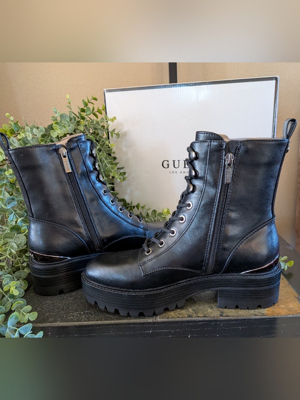NWT! Guess Ferina Vegan BLACK Leather Lace-Up Lug Sole Combat Boots Size 8.5